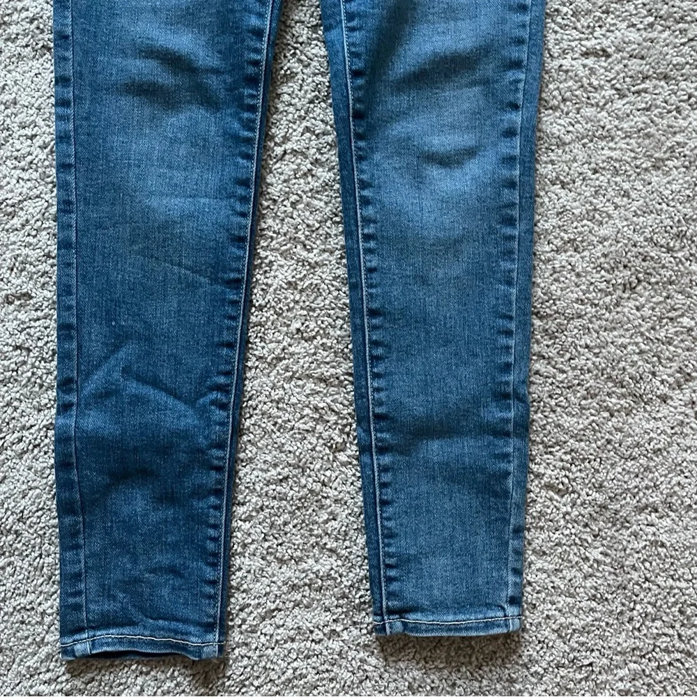 Old Navy sleek stretchy